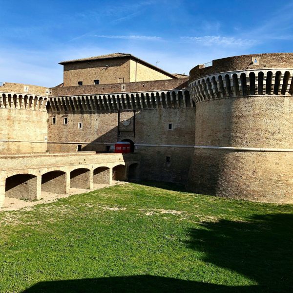 gian-luca-garattoni-Le1MNqG-CSs-unsplash - Rocca Roveresca Senigallia