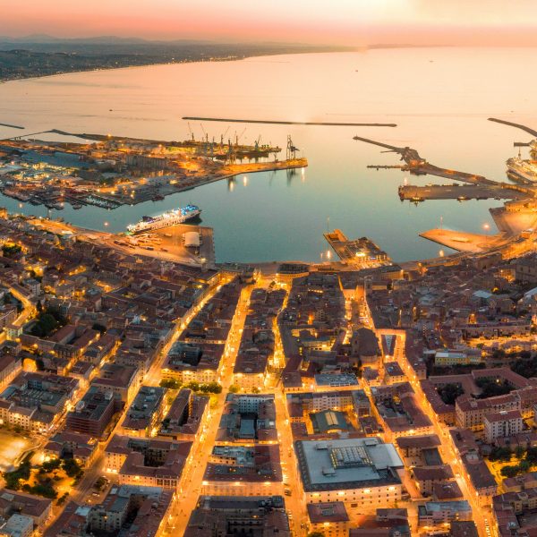 michelangelo-amoruso-manzari-bV89nwiRvas-unsplash -Ancona